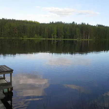 Menninkaeinen Semesterbostad Rutalahti
